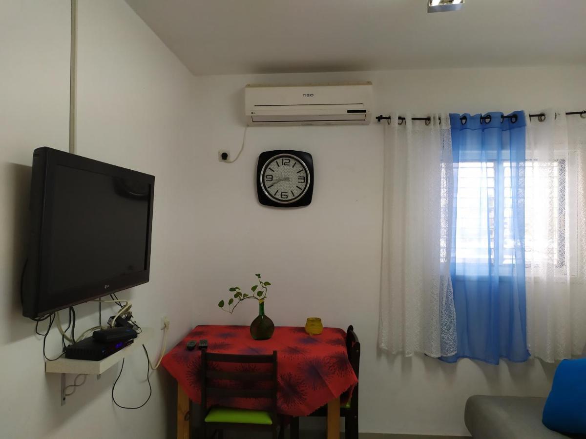 Nelly'S Housing Unit Apartment Eilat Luaran gambar